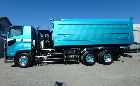 アームロール車